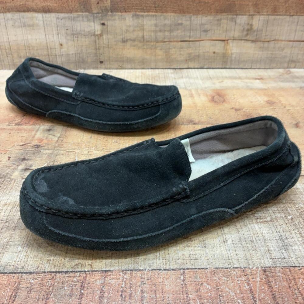 UGG 1003419 Slippers Mens Size 10 43 Black Suede Shearling Moccasin Shoes